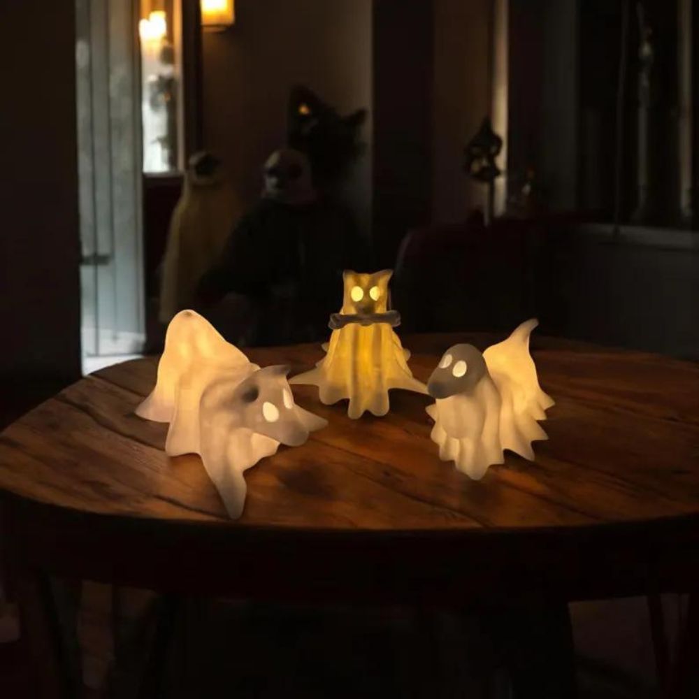 Glowing Ghost Dog ๐ถ๐ป