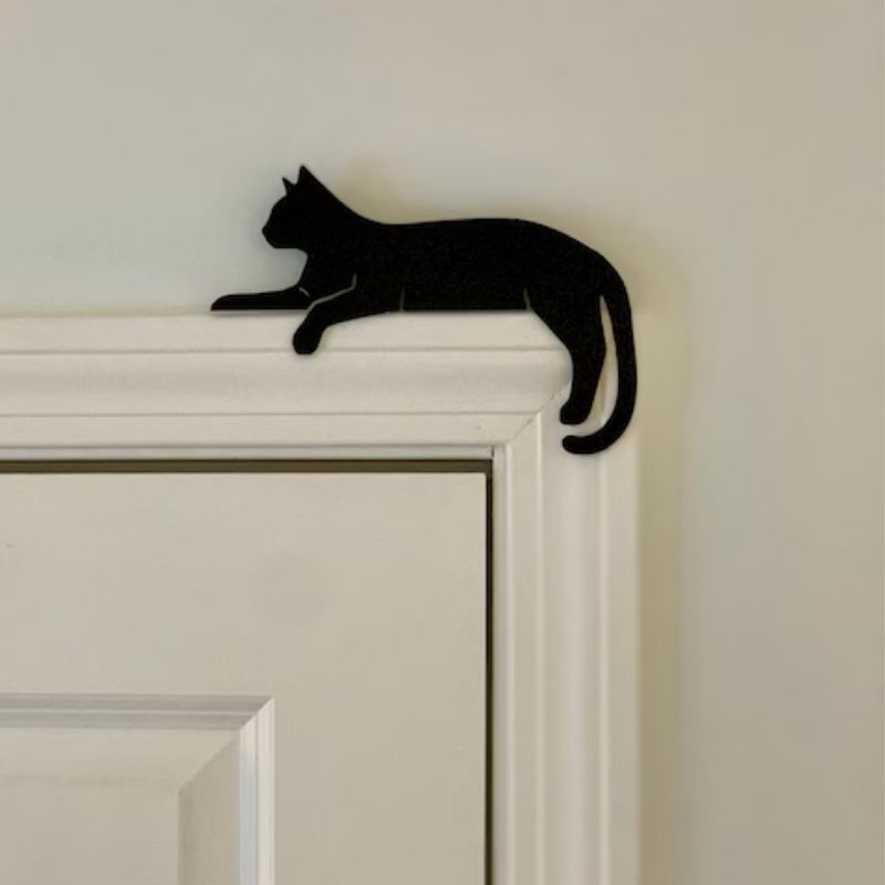 Lying Cat Metal Door Topper DT062