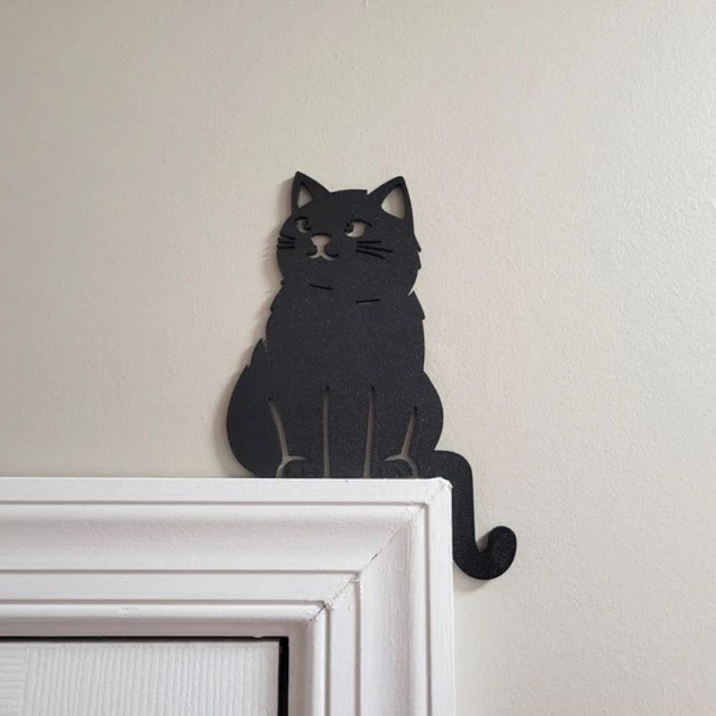 Sitting Cat Metal Door Topper DT042