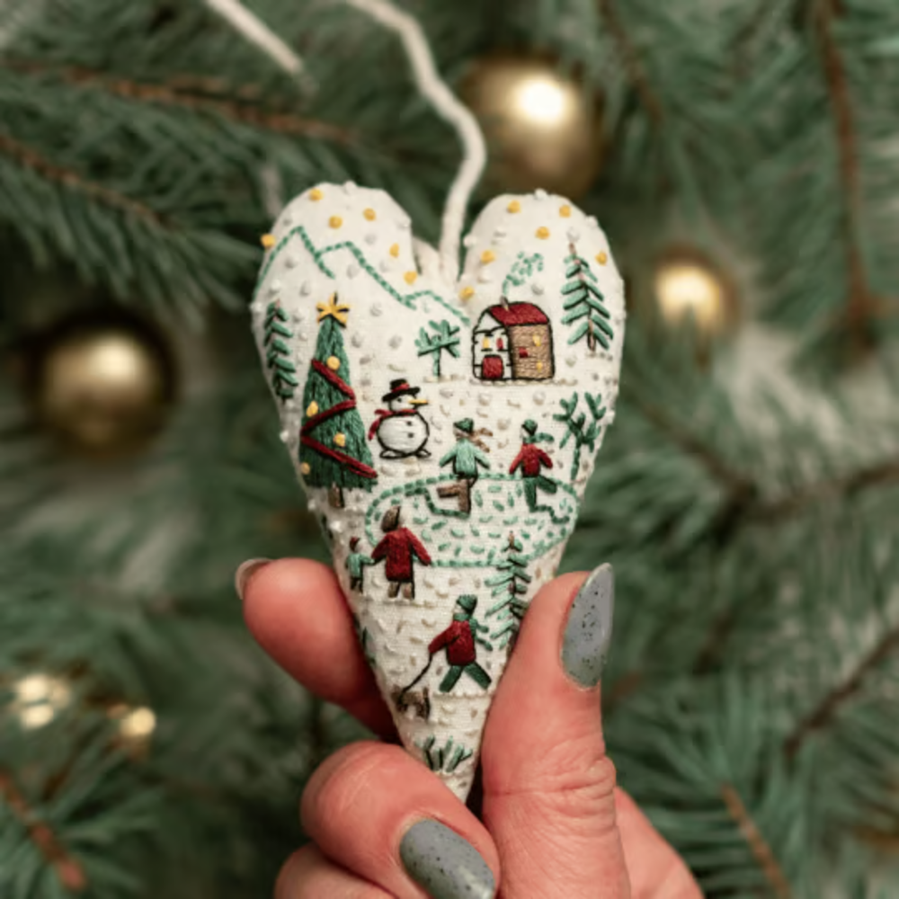 💖DIY Heart Shaped Hand Embroidered Christmas Finished product/DIY material kit