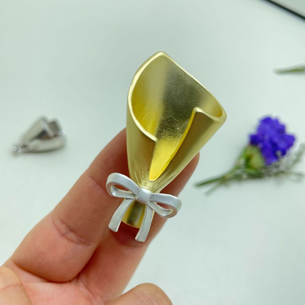 Real Flower Keepsake Brooch - Personalized Your Own Floral