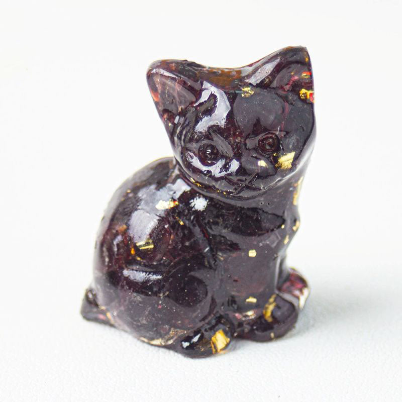 Garnet - Handmade Natural Crystal Gemstone Sitting Cat