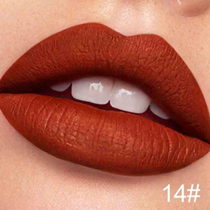 18 Color Moisture Heart Beat Matte Lipstick
