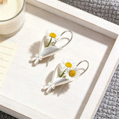Real Flower Keepsake Necklace – DIY Floral Bouquet