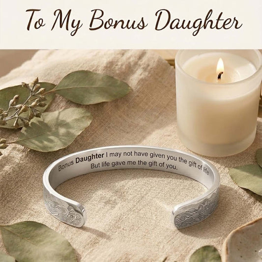 To My Bonus Daughter - "Life Gave Me the Gift of You" Bracelet